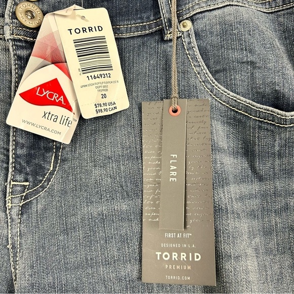 Torrid premium denim stretch mid rise flare jeans - NWT size 20R - Picture 9 of 12